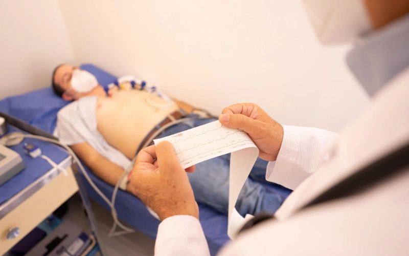 Exame eletrocardiograma
